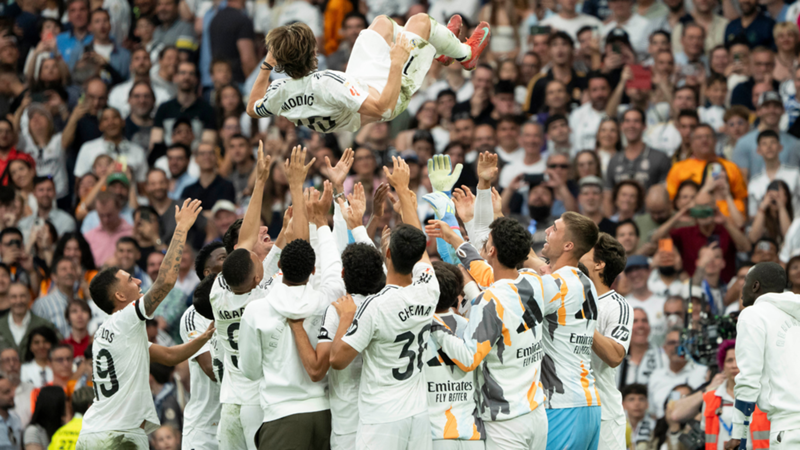 Alguns adeptos ainda não perceberam a despedida de Luka Modrić Alguns adeptos ainda não perceberam a despedida de Luka Modrić